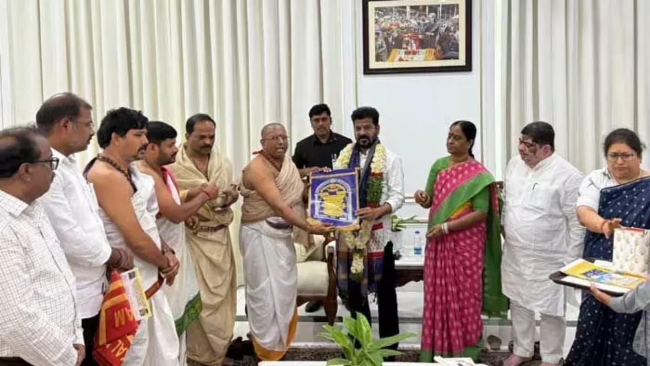 Ujjaini Bonalu: ఉజ్జయిని బోనాల్లో సీఎం రేవంత్ రెడ్డికి ఆహ్వానం!