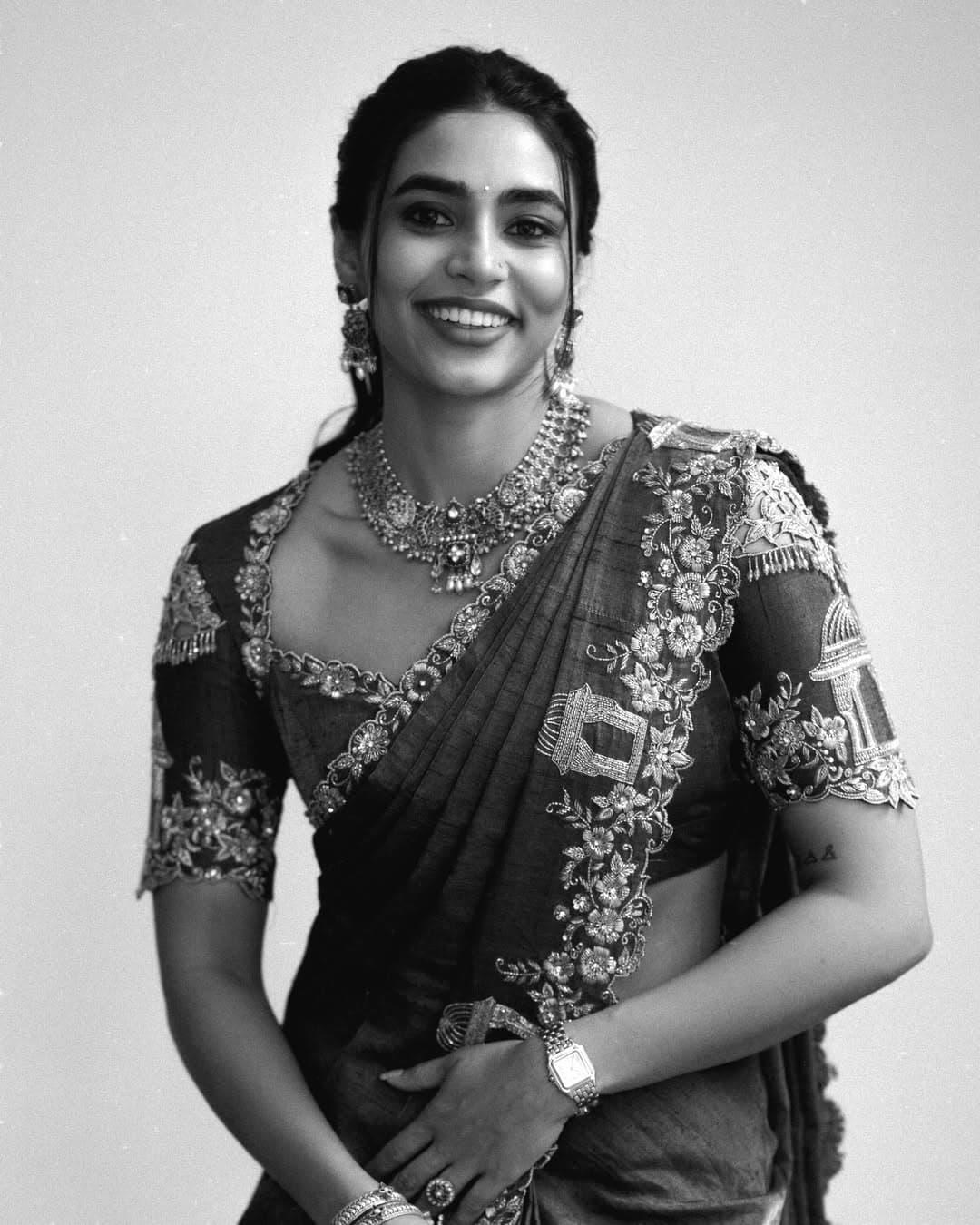 Sapthami Gowda: లంగావోణిలో ‘కాంతార’ బ్యూటీ అందాలు