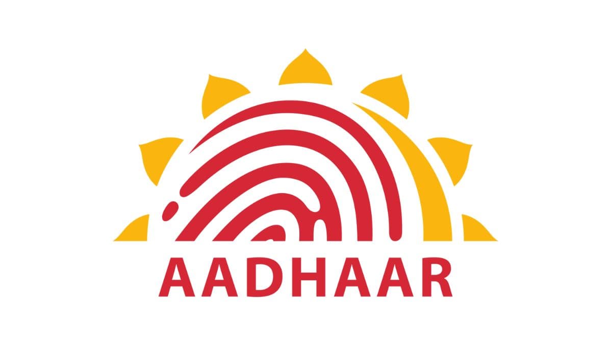 Aadhaar Jobs: ఆధార్ సెంటర్లలో సూపర్వైజర్, ఆపరేటర్ పోస్టులు.. జిల్లాల వారీగా భర్తీ!